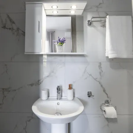 아파트 Levanda Soullároi